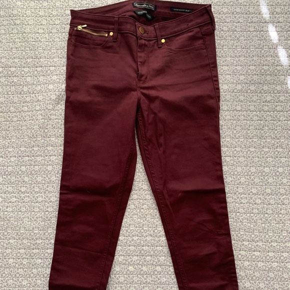 Abercrombie & Fitch Pants - Abercrombie women’s SUPER skinny jean 28W